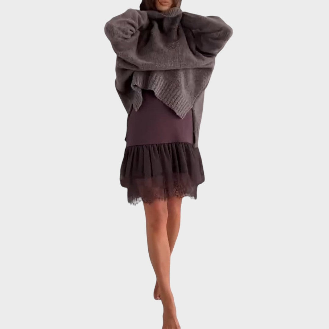 Aurora | Jersey Oversize de Cuello Alto con Detalle de Encaje