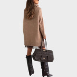 Aurora | Jersey Oversize de Cuello Alto con Detalle de Encaje
