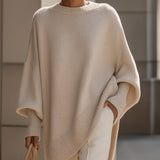 Claudia | Elegant oversized sweater in soft knit