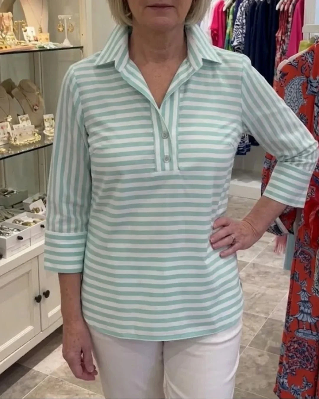 Blusa de Patrón Mixto con Botón en la Espalda de Gingham