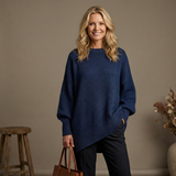 Claudia | Elegant oversized sweater in soft knit