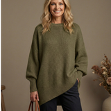 Claudia | Elegant oversized sweater in soft knit