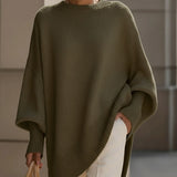 Claudia | Elegant oversized sweater in soft knit